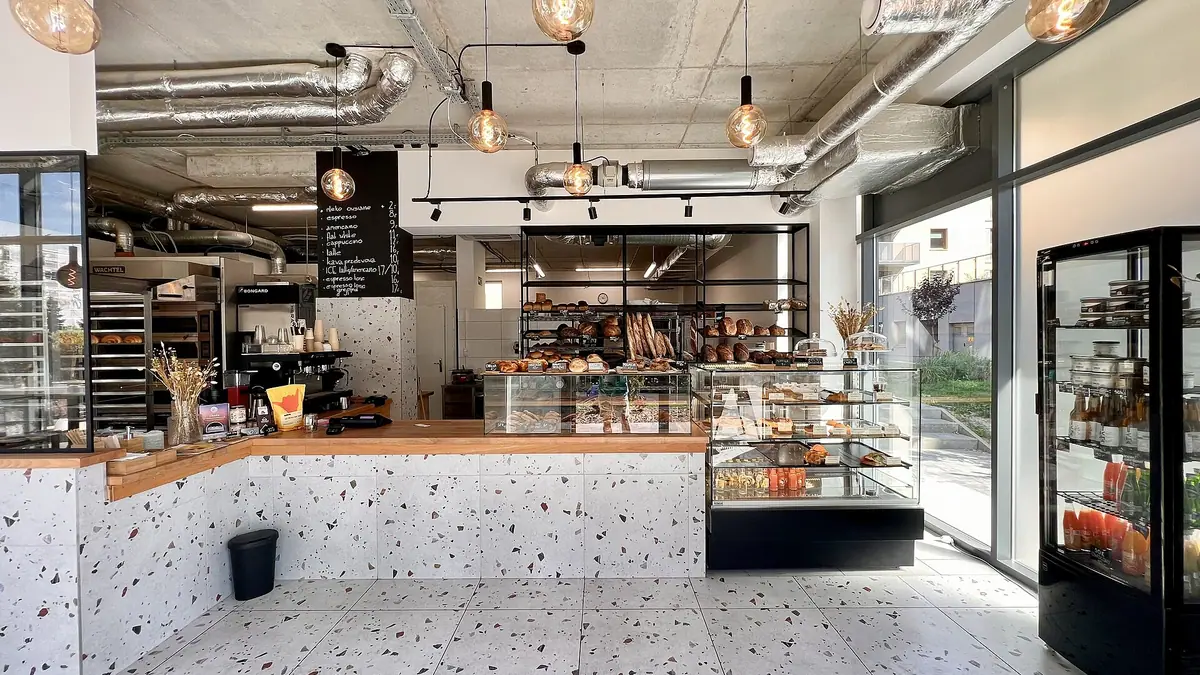 Poundbakery – bakery in Crewe town centre